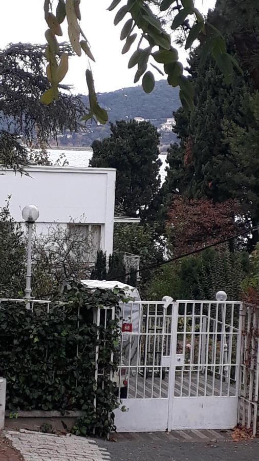 Orhan Kutbayin Evi Adalar Exterior photo
