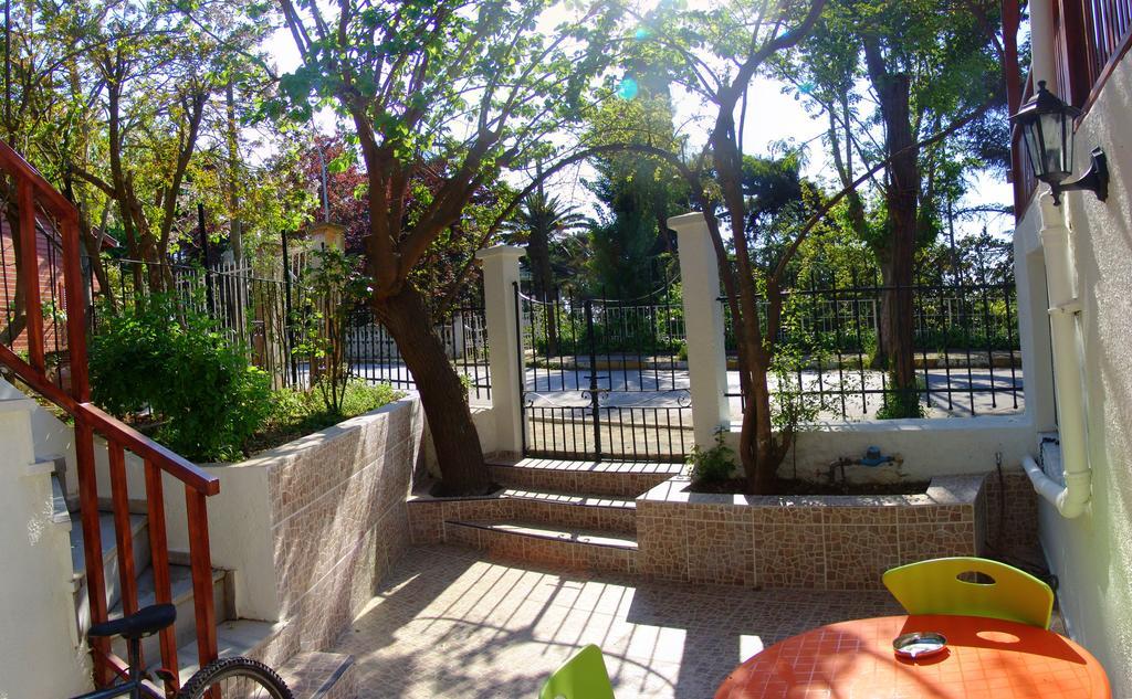 Orhan Kutbayin Evi Adalar Exterior photo